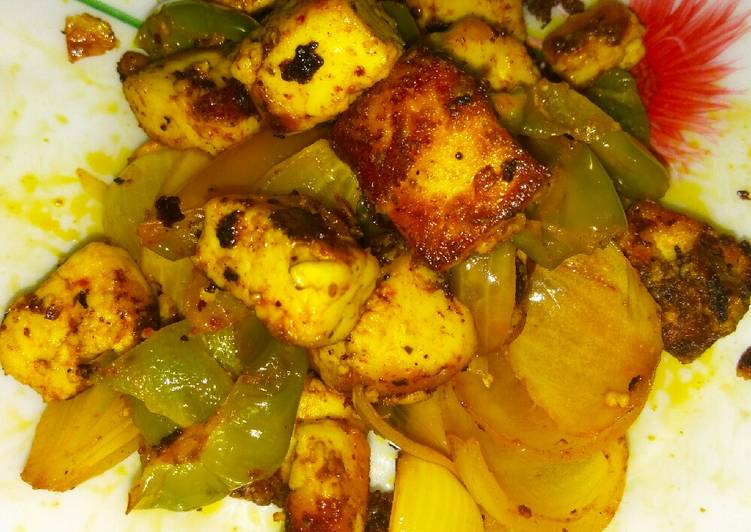 Step-by-Step Guide to Prepare Award-winning Tawa paneer Tikka fry