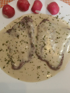 Una foto de Filetes de ternera con salsa de roquefort