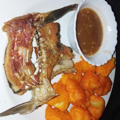 A picture of Viazi karai with ukwaju sauce.