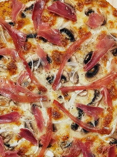 Una foto de Pizza base calabaza (ahuyama)