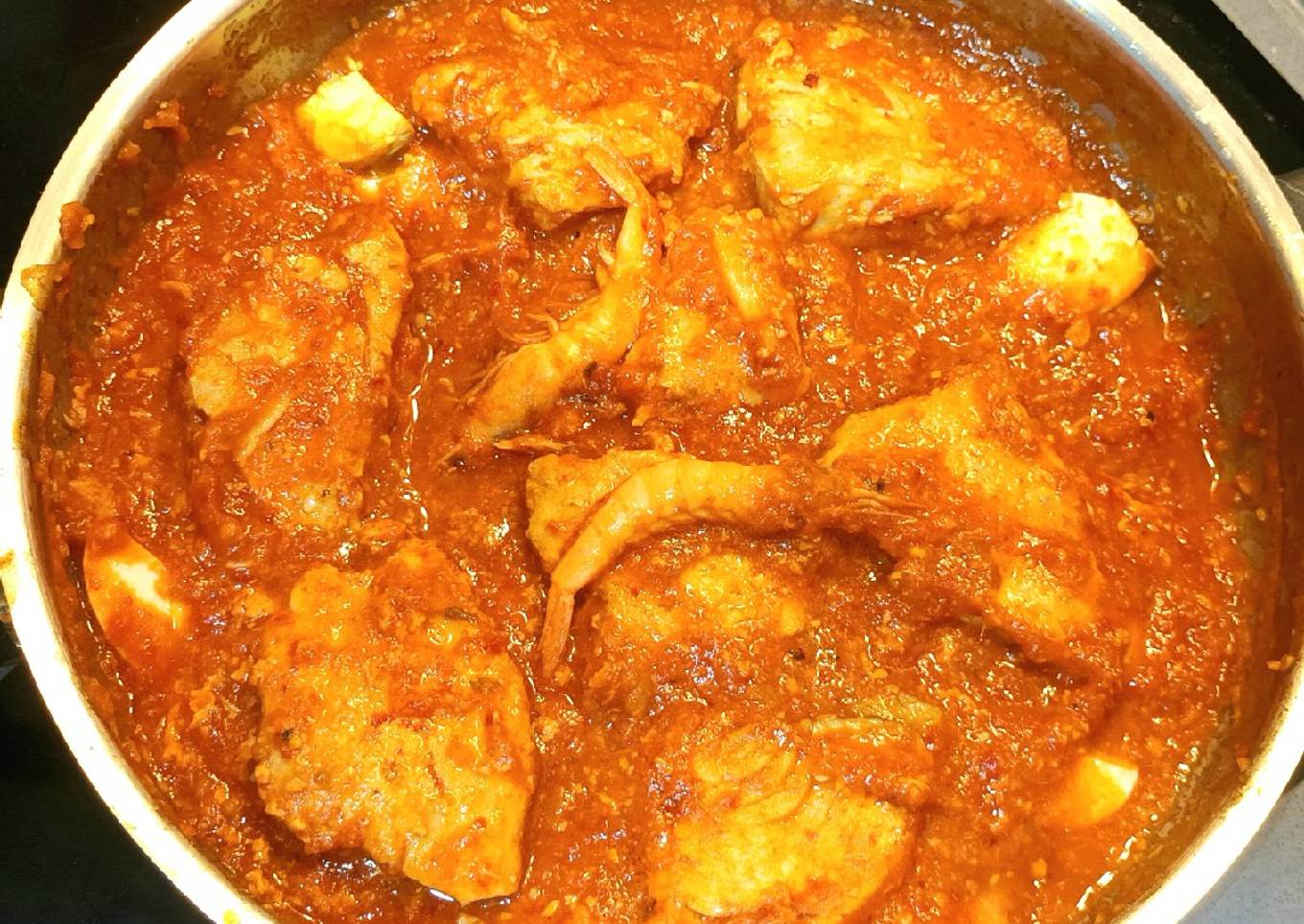 Bonito en salsa de tomate natural