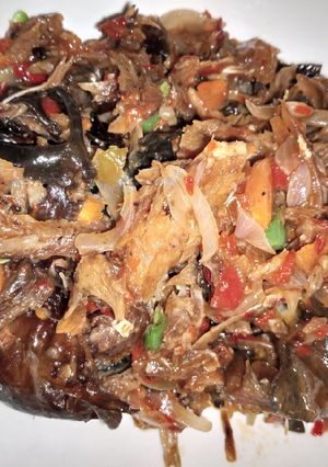 A picture of Dry fish sauce.
