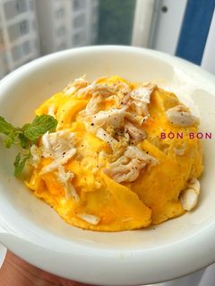 Hình của món Cơm Chiên Cua Phủ Trứng.