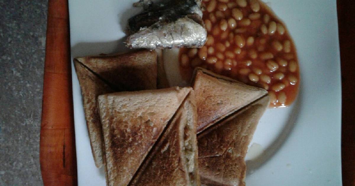 Scrambled Eggs In A Toast With Sardine And Baked Beans Recipe By Abjmom Chosky Lilibeth Cookpad Scrambled Eggs In A Toast With Sardine And Baked Beans Recipe By Abjmom Chosky Lilibeth Cookpad