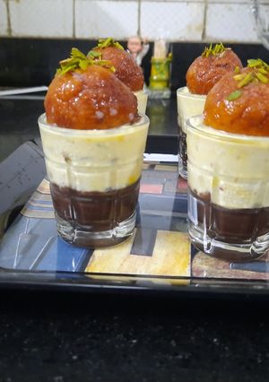 A picture of Gulabjamun shots.