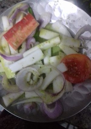 A picture of Green chutney mix Salad.