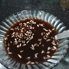 A picture of Imli and jaggery chutney.