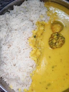 कढ़ी चावल (kadhi chawal recipe in Hindi) रेसिपी मुख्य फोटो