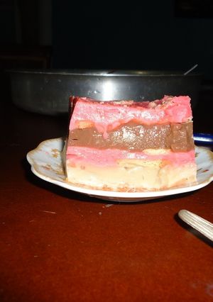Una foto de Torta de Maicena 3 Sabores
