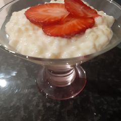 A picture of Sago pudding.