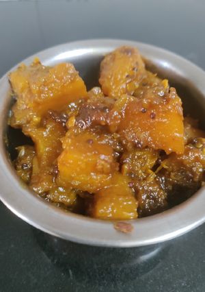A picture of Khatta Meetha Pumpkin.