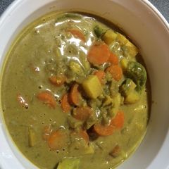 A picture of Savory Curry Soup.