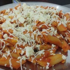 A picture of Penne pasta.