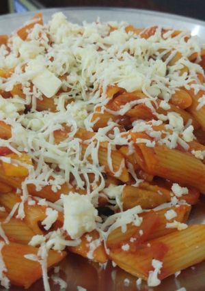A picture of Penne pasta.
