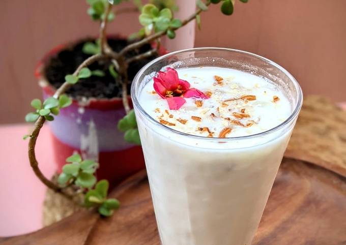 मीठी लस्सी (meethi lassi recipe in Hindi) रेसिपी बनाने की विधि in Hindi by Deepa Paliwal - Cookpad