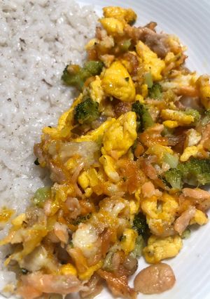Foto resep Salmon with egg & veggie (MPASI 10 m+)