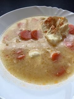 Savanyú krumplileves tojással recept fotója