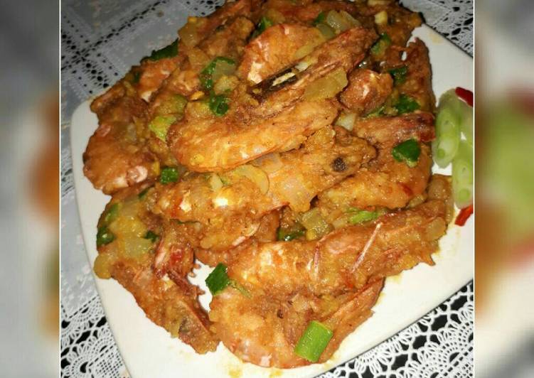 Resep: Udang Goreng Saus Telur Asin yang Renyah