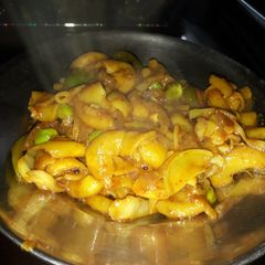A picture of Spicy macaroni.