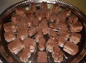 Una foto de Bombones caseros de chocolate 🍫