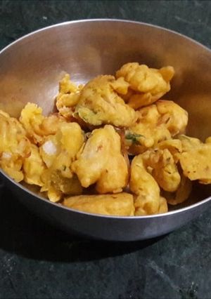 A picture of Gobhi pkode.