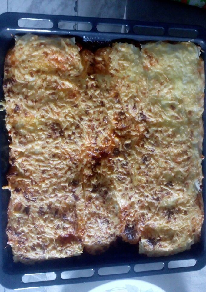 Una foto de Canelones de atún