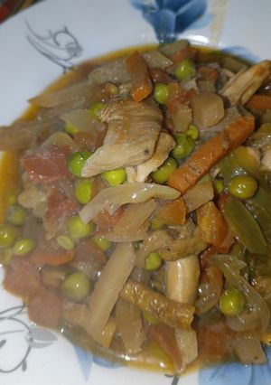 صورة لوصفة دجاج بالخضار