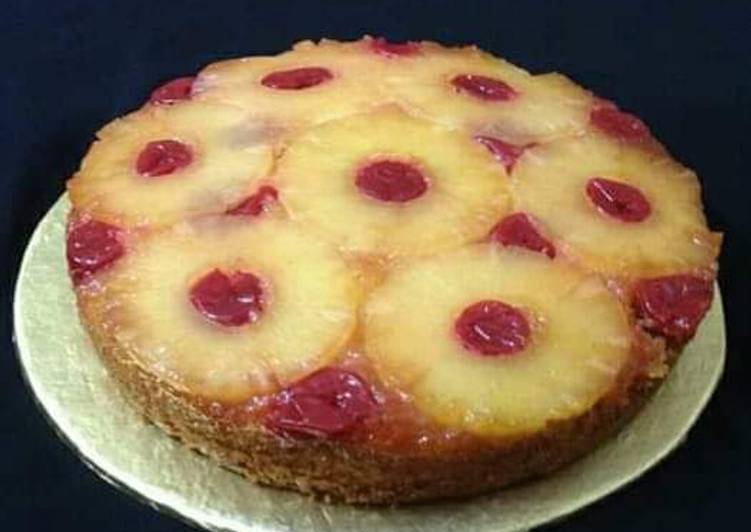 Recipe of Speedy Pineapple Upside Down Cake!