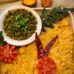 A picture of Tamilnadu Style Thakkali Sadam / Tomato Rice.