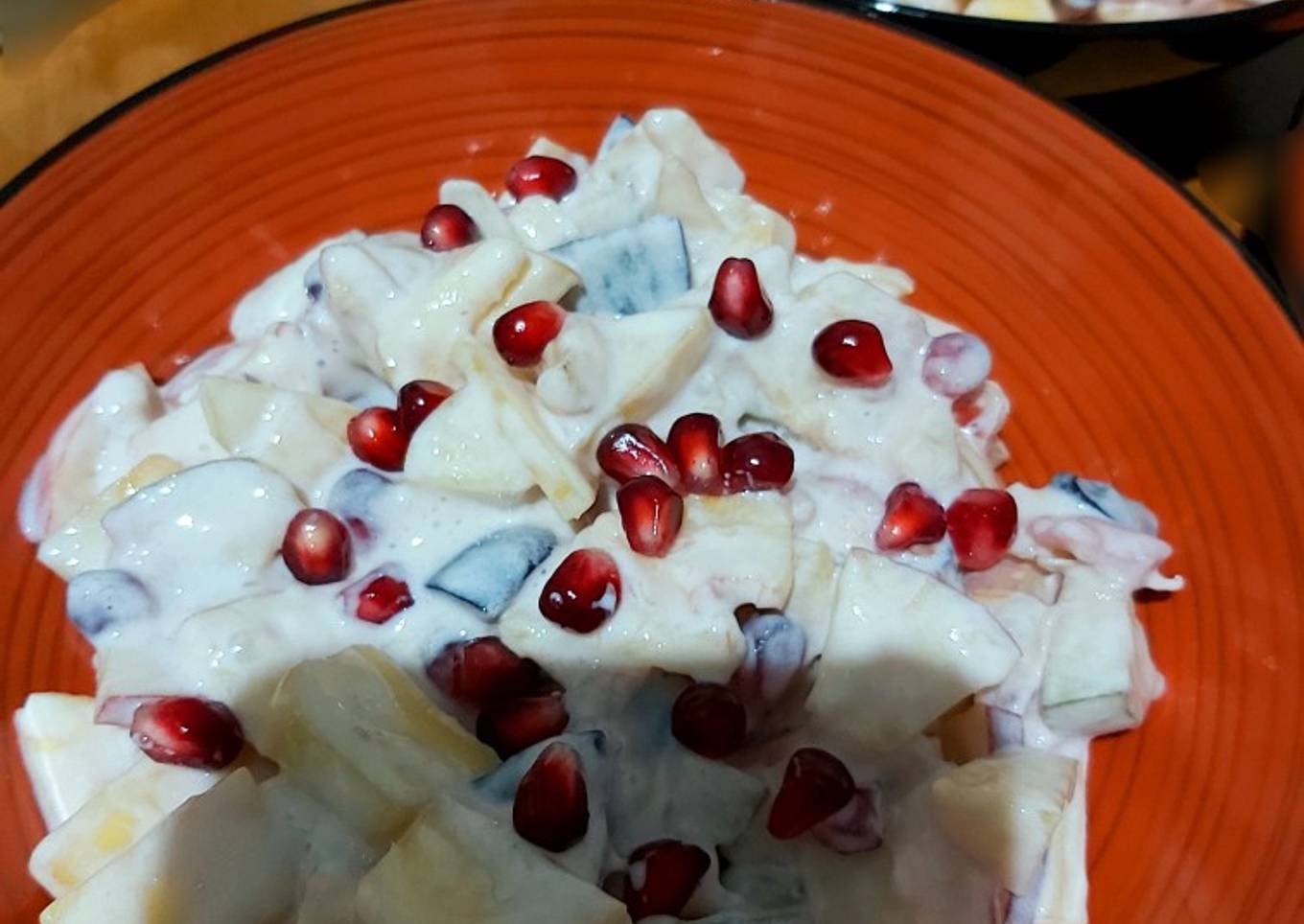 Cream Fruit chaat