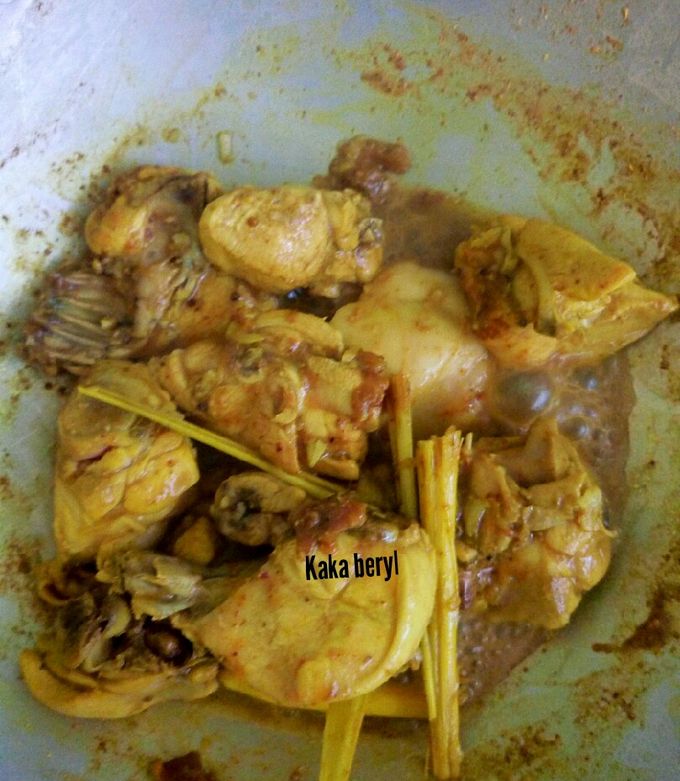 Foto resep Ayam Ungkep Sederhana
