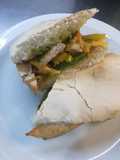 Ciabatta de pollo al pesto