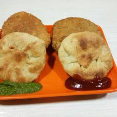 A picture of Tuver ki kachodi.