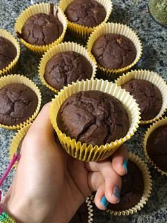 Una foto de Muffins de banana y chocolate 🍫|🍌 Receta Saludable