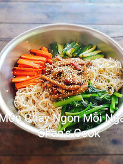 Hình của món Cơm trộn hàn quốc chay.