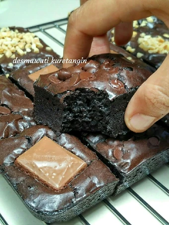 Langkah Gampang Membikin Resep Brownies Shinny Crust Fudge yang Enak Banget Anti Ribet, Bikin Ngiler