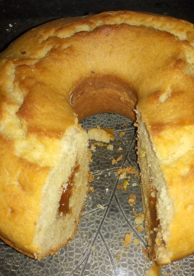 Una foto de Bizcochuelo con corazón de​ dulce de leche 😋