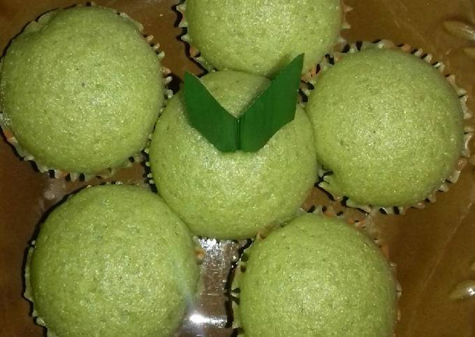 Resep praktis membuat Roti kukus pandan yang nikmat