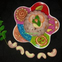 A picture of Cashew upma.
