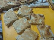 Una foto de tortilla al horno con bicarbonato