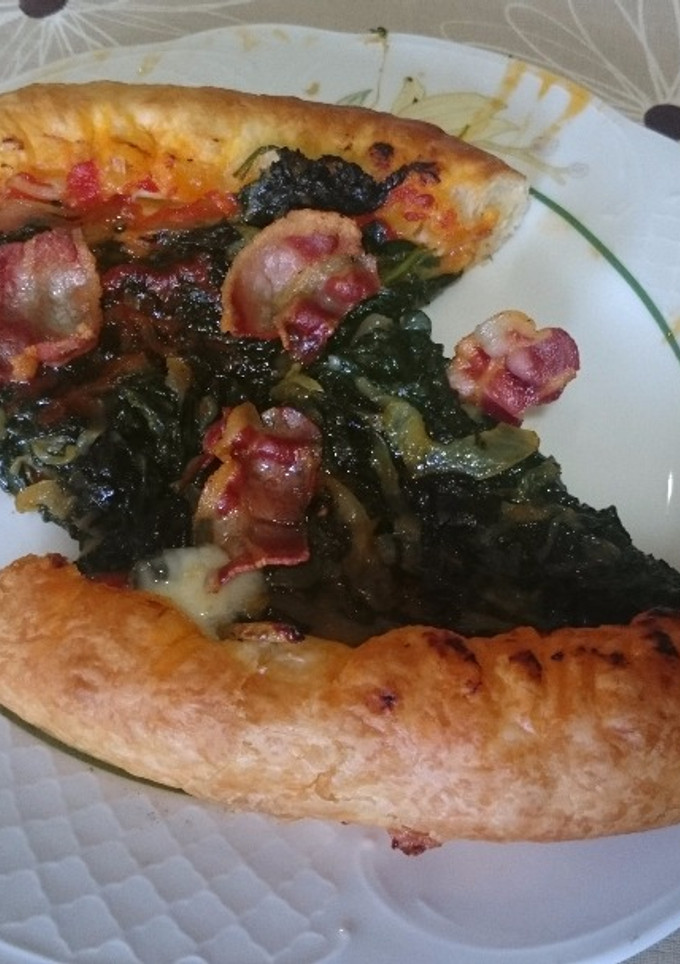 Una foto de Hojaldre con espinacas