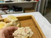 Uma foto de atum patê