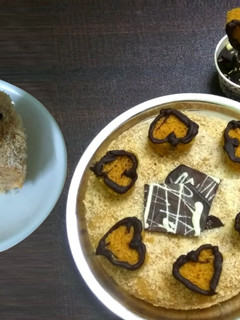 ♥{பீட்ரூட் தேங்காய் கேக்}♥ (Beetroot thenkaai cake recipe in tamil) செய்முறை முக்கிய புகைப்படம்