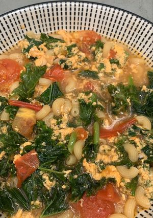 Foto resep Sup Kale Tomat Telur ala queen lula & ua 👸🏻