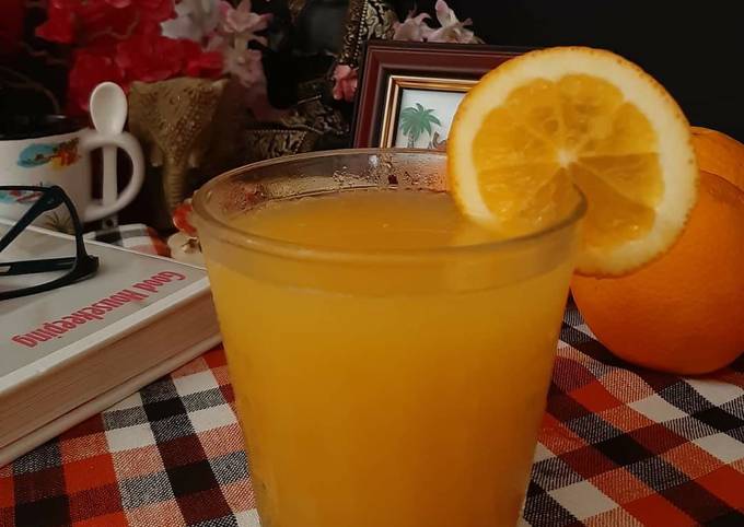 Healthy, Nutritious & Fresh Orange Juice