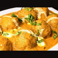 A picture of Malai kofta.