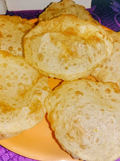 ফুলকো লুচি (Fulko Luchi recipe in bengali) রেসিপির প্রধান ছবি