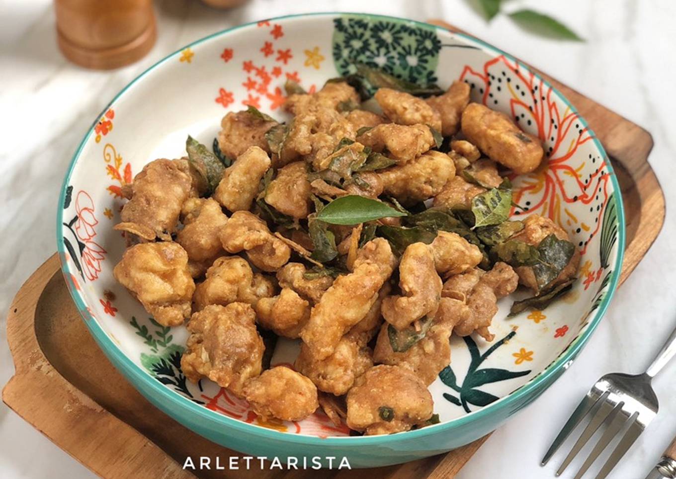 Ayam telur asin