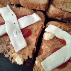 A picture of Cheese Potatoes sandwich.