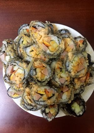 Hình của món GimBap chiên xù.